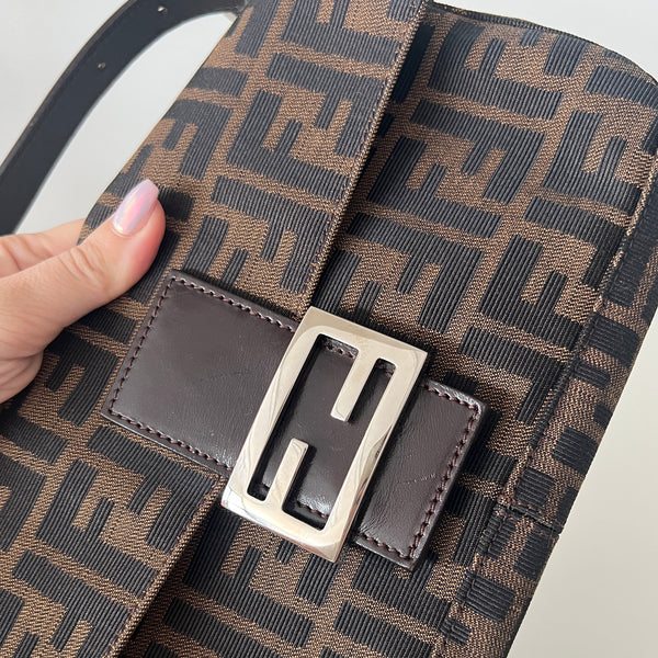 Fendi Baguette