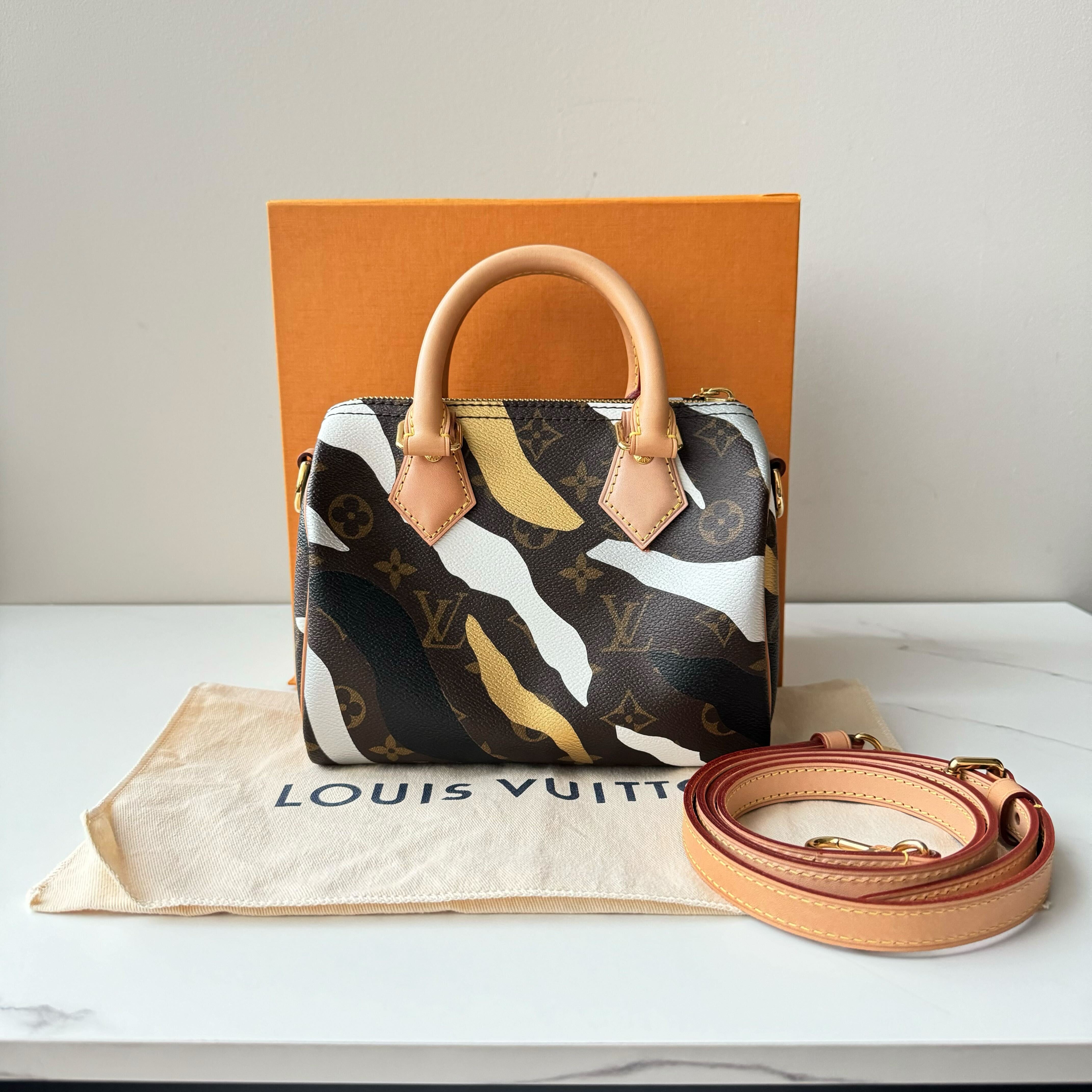 Louis Vuitton Speedy Bandouliere 18