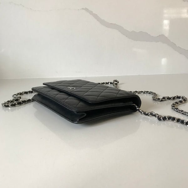 Chanel Wallet on Chain