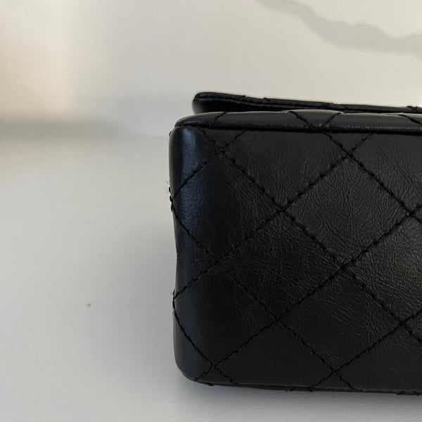 Chanel Reissue 225