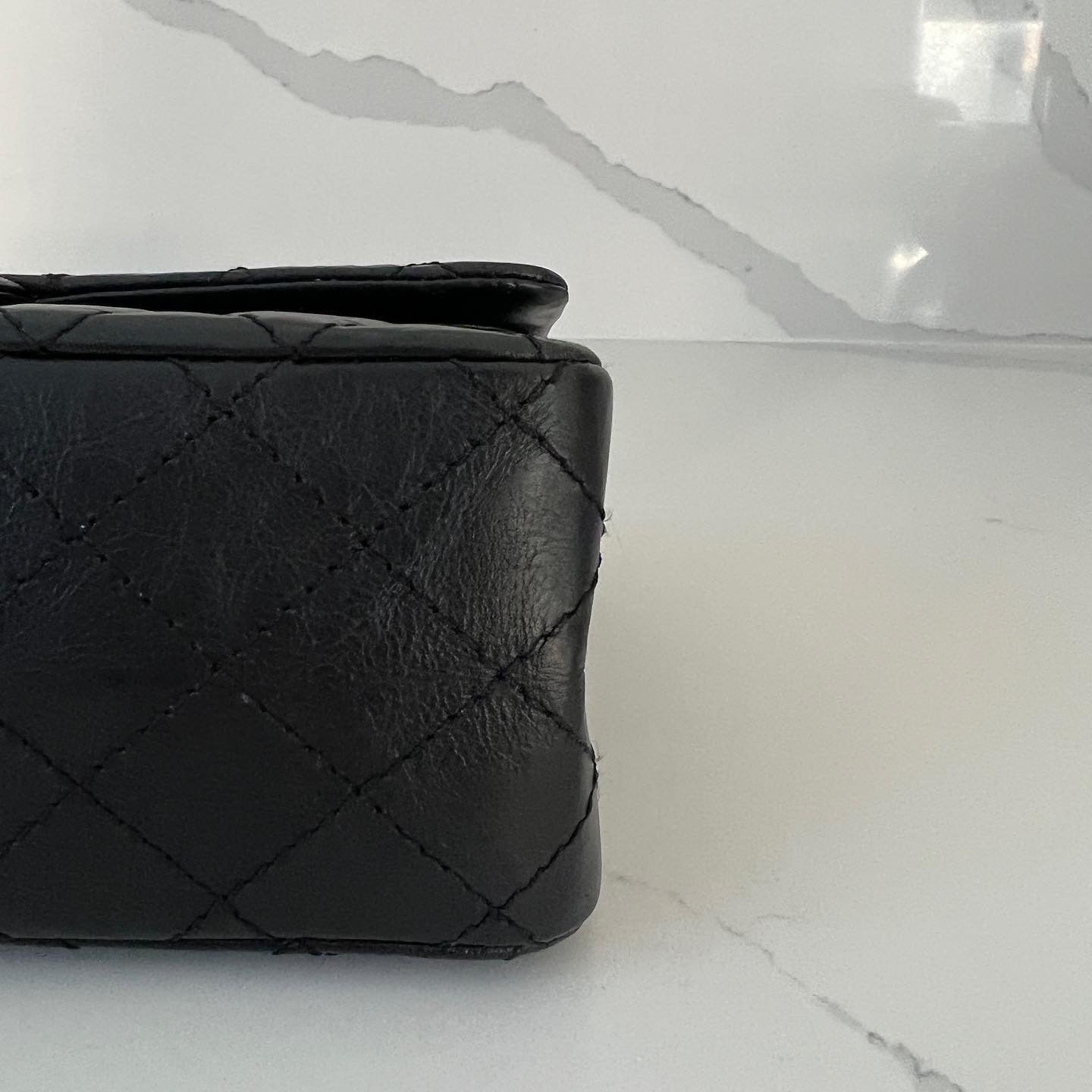 Chanel Reissue 225