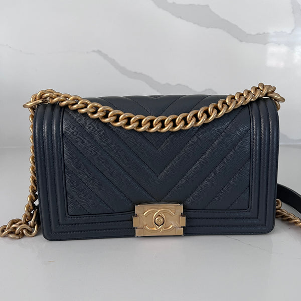 CHANEL OLD MEDIUM BOY 6