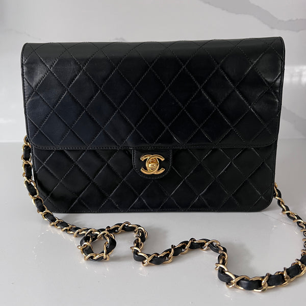 CHANEL VINTAGE FLAP 3