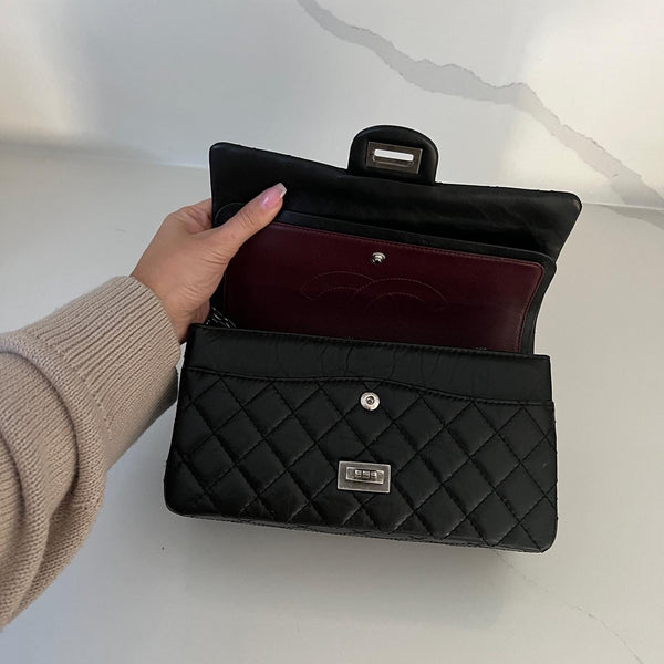 Chanel Reissue 225