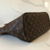 Vuitton Neverfull MM & Pouch