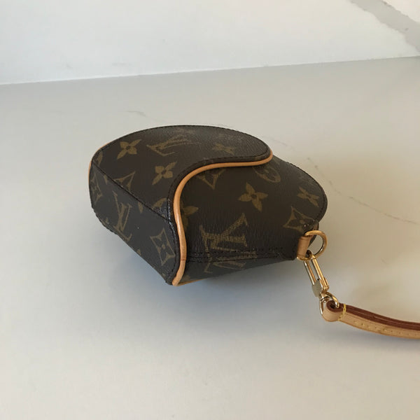 Louis vuitton 2025 mini ellipse wristlet