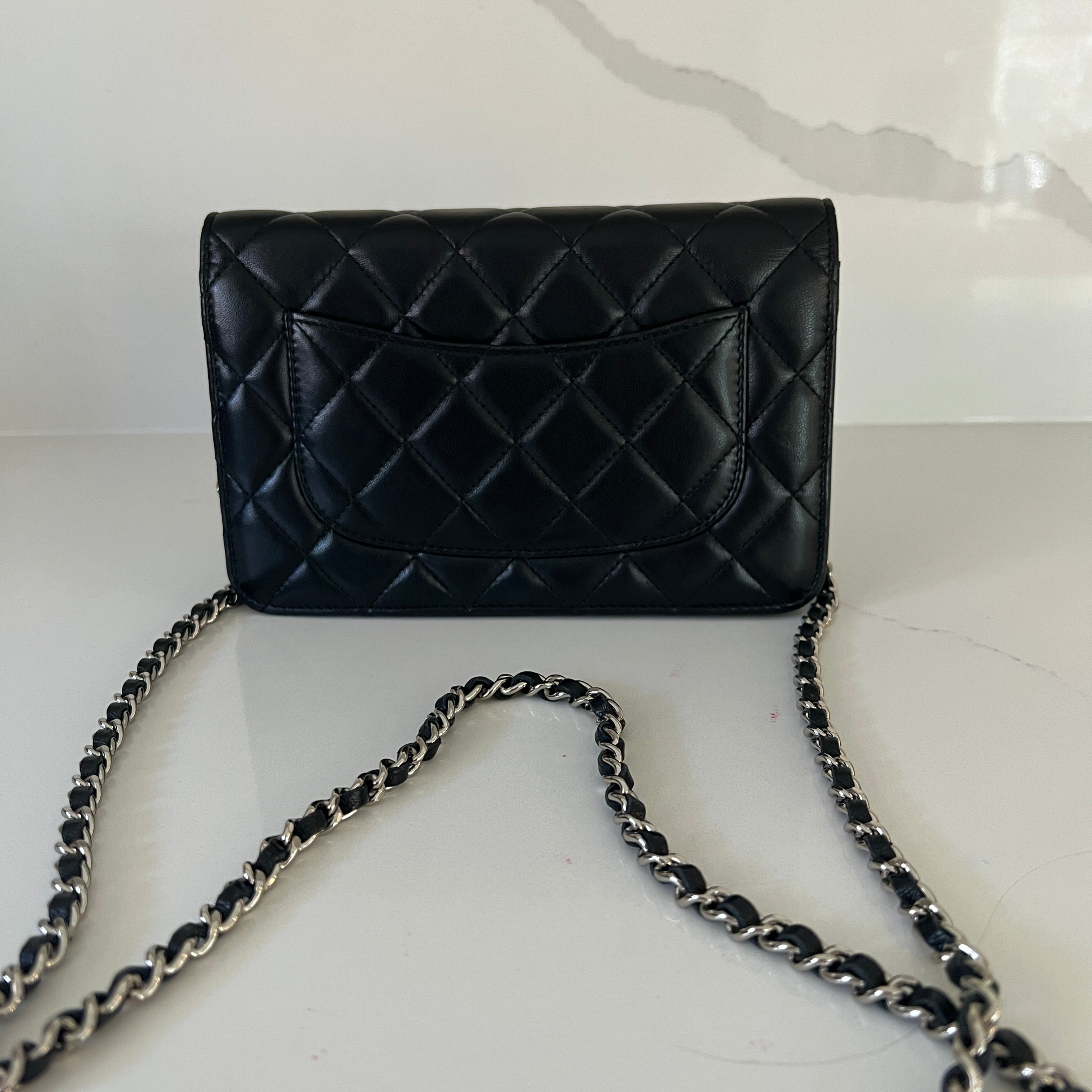 Chanel Wallet on Chain WOC