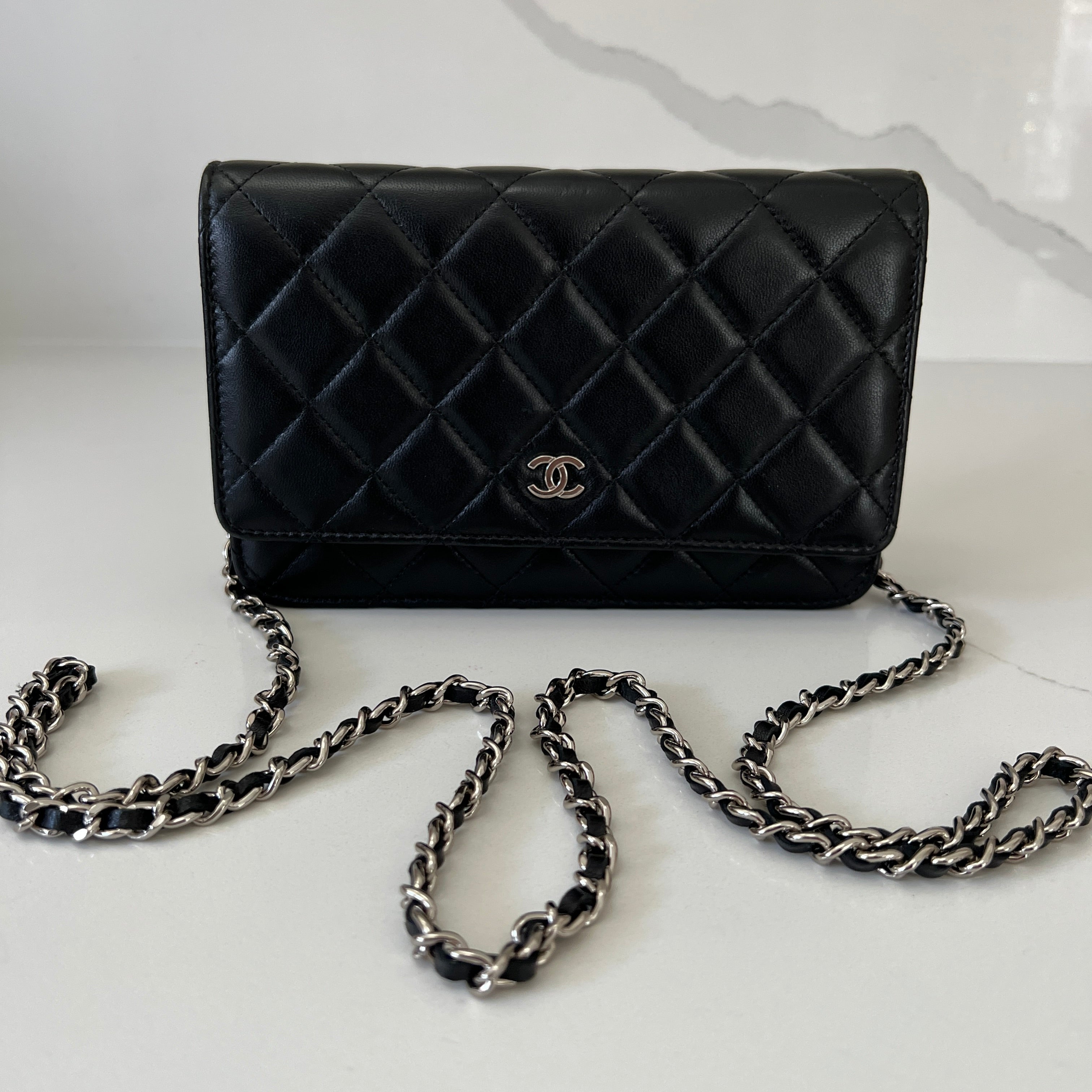 Chanel Wallet on Chain WOC