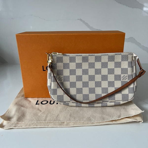 Louis Vuitton Pochette Accessories