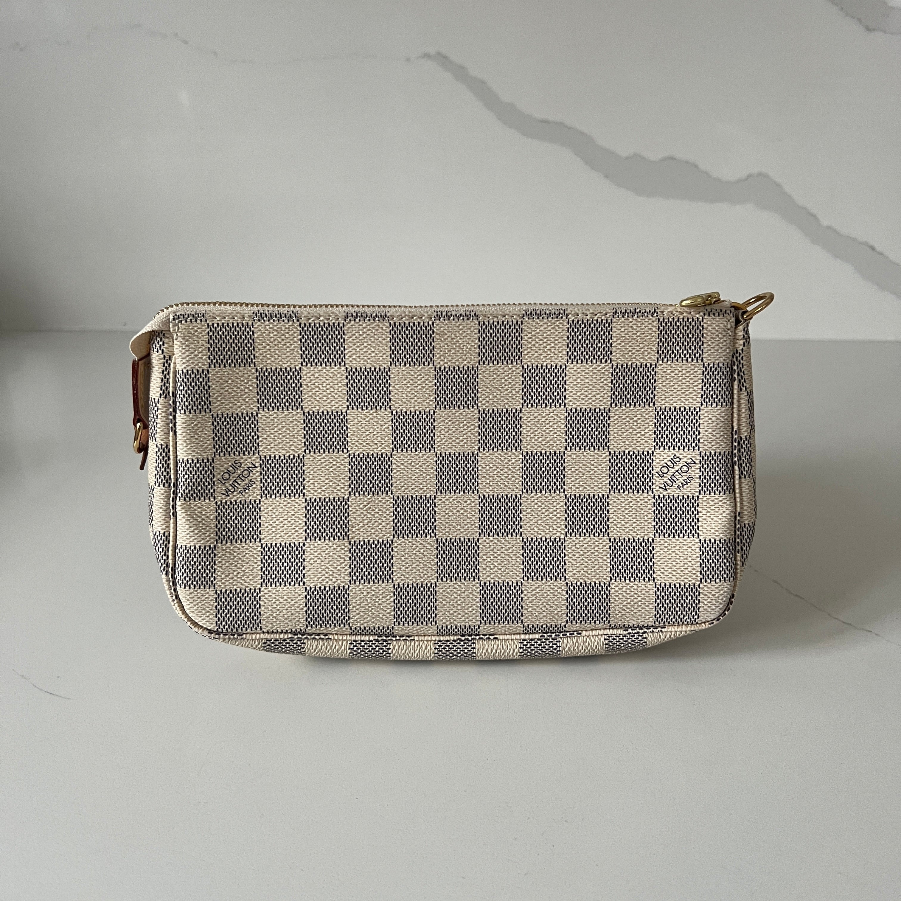 Louis Vuitton Pochette Accessories