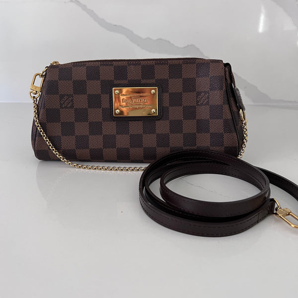 LOUIS VUITTON EVA CLUTCH