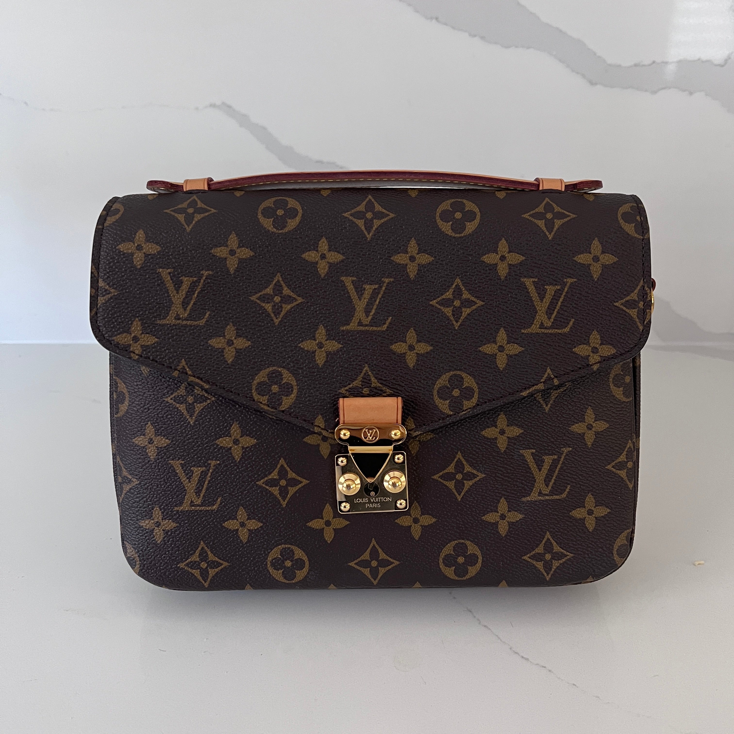 LOUIS VUITTON POCHETTE METIS